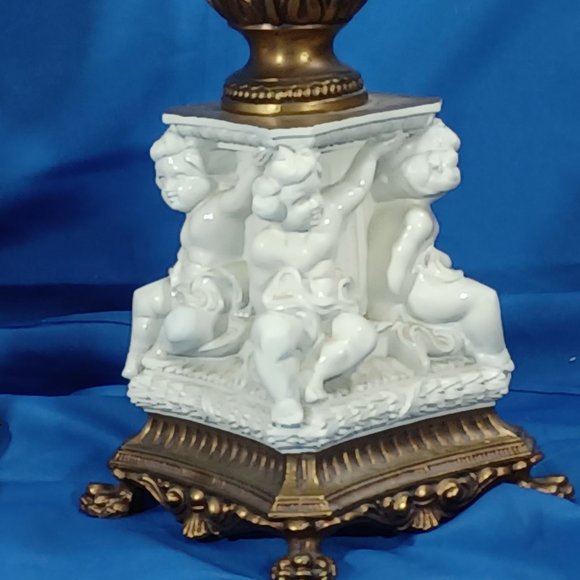 Must Buy Both Neoclassical Bronze Cherub Hollywood Regency Buffet Table Lamp - Picture 12 of 16